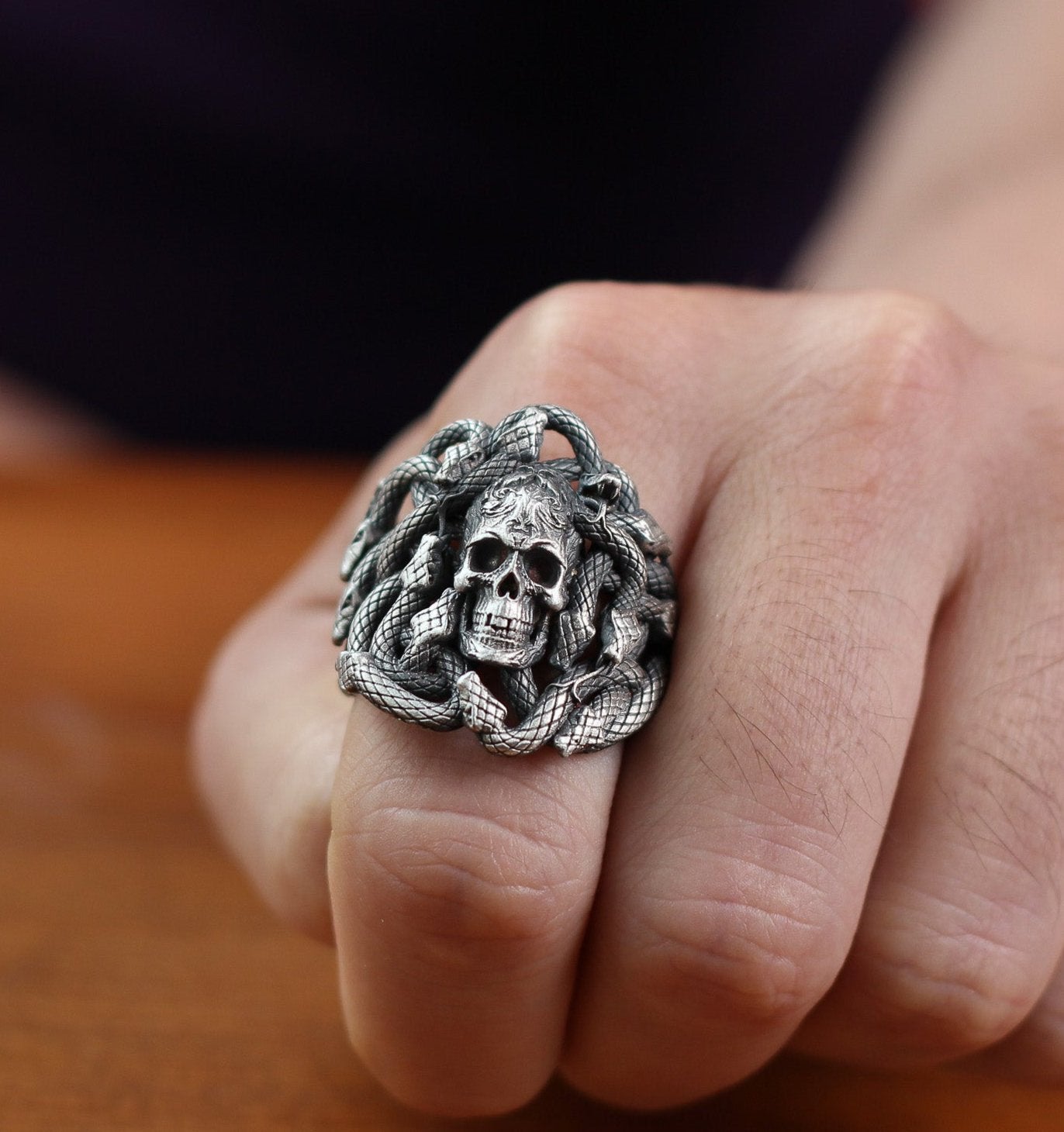 925 Sterling Silver Vampire Skull and Snake Men’s Ring, 16.04 Grams, good Size 11