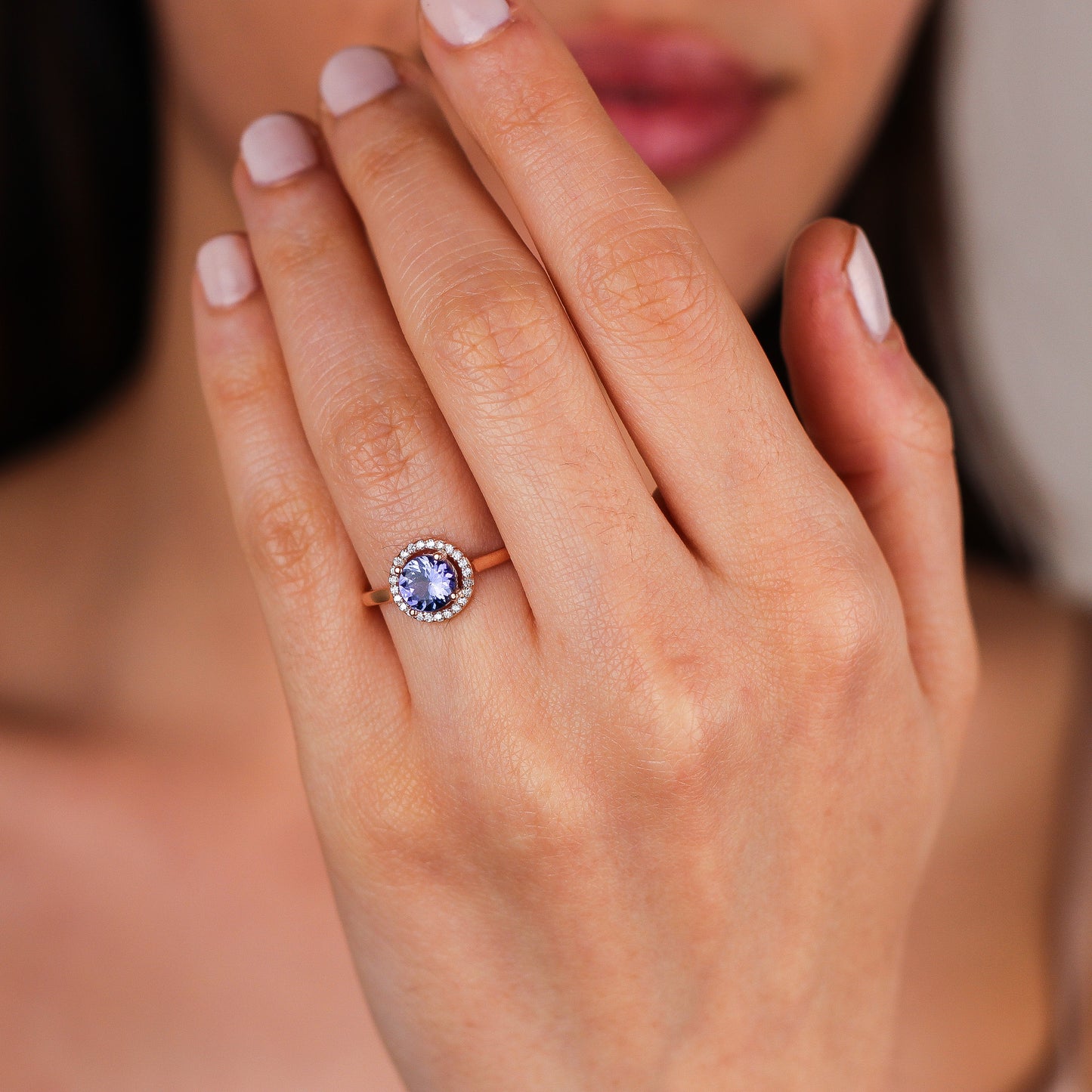 IZOLDA Solid Gold Tanzanite Engagement Ring | Luxury and Radiant Tanzanite Halo Ring for Her