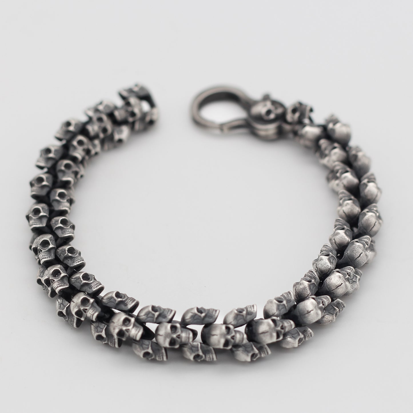 Men's Skull Bracelet in 925K Sterling Silver | Bold and Edgy Design