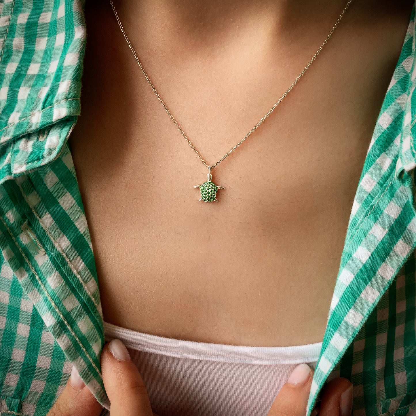 RONNIE Emerald Tortoise Necklace | Nature-Inspired Gold & Silver Gemstone Pendant