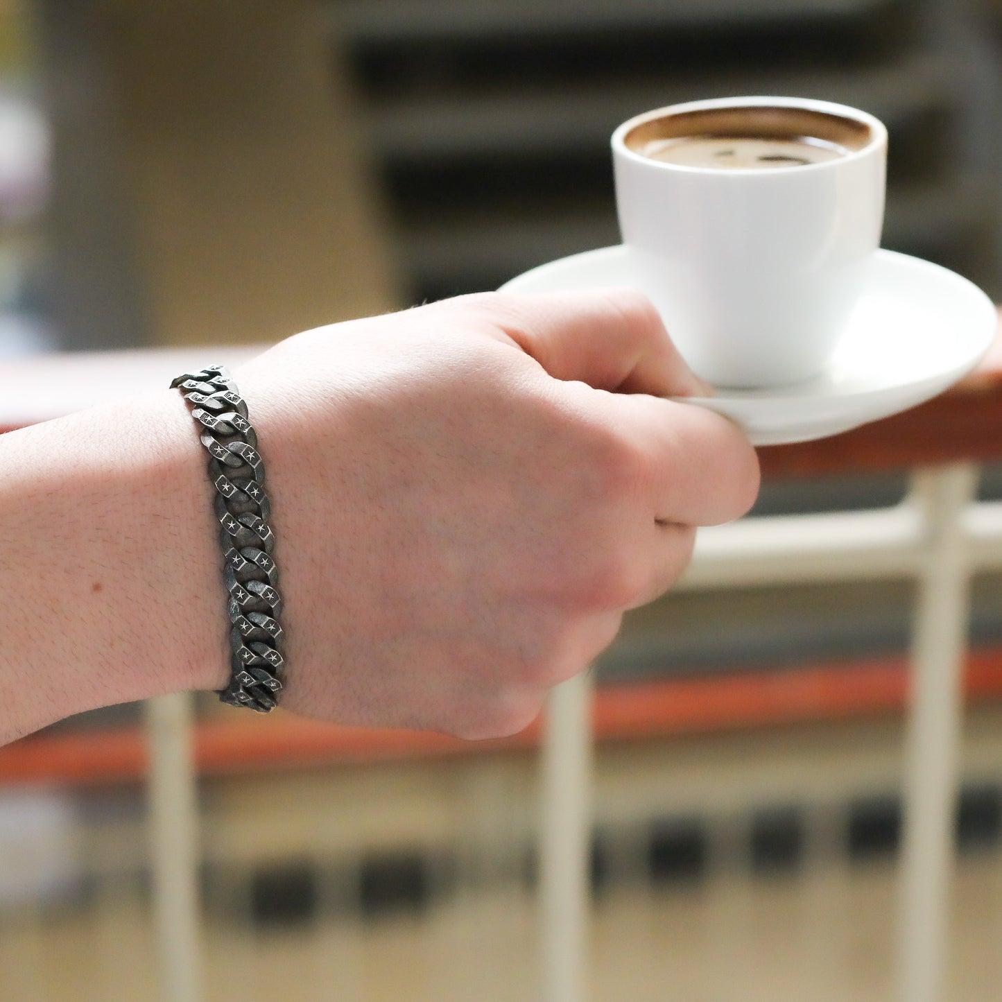 Sterling Silver Men's Bracelet with Star Details | Bold and Unique Chain Design