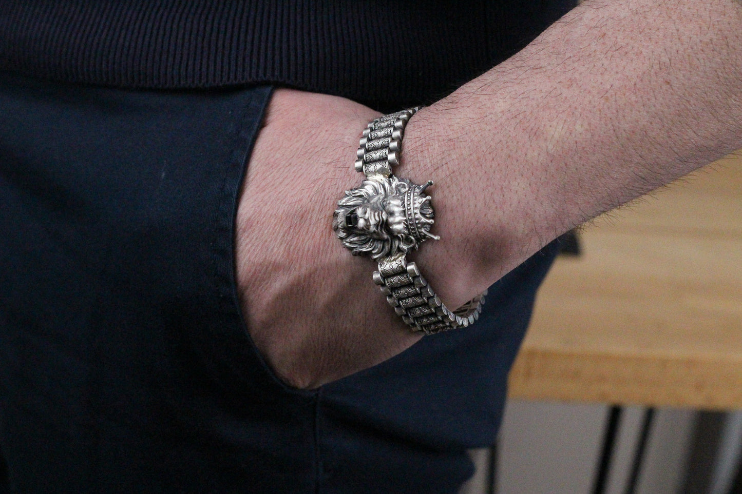 Sterling Silver Men's Royal Lion Head Bracelet | Bold and Sophisticated Design