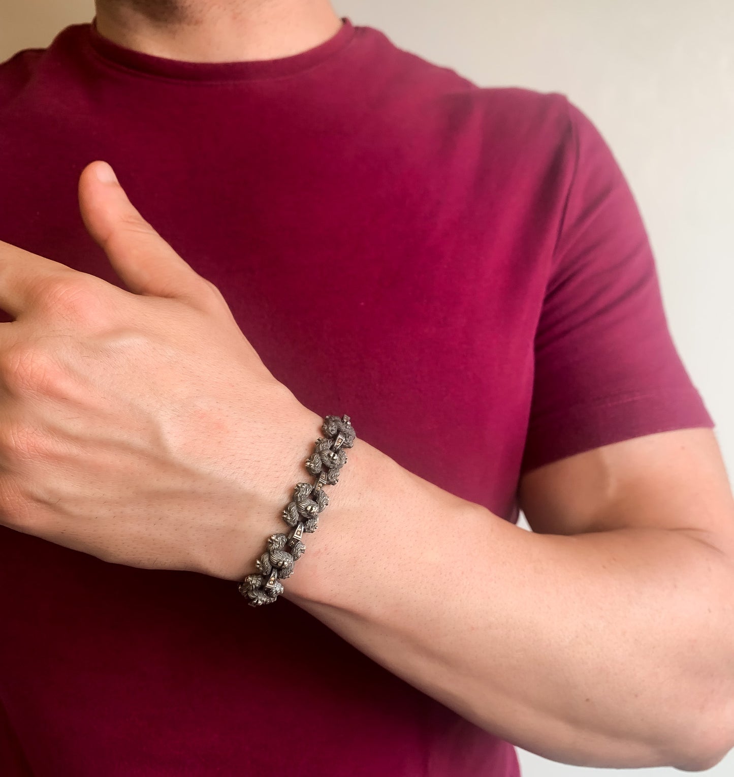 Sterling Silver Men's Lion Head Bracelet | Bold and Sophisticated Design