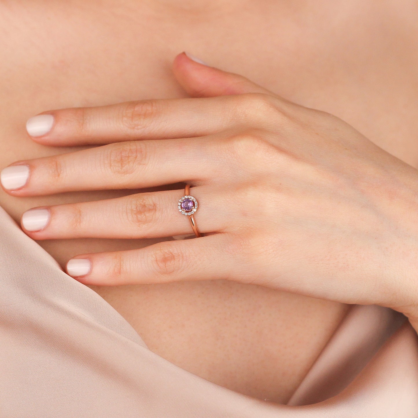 VIOLETTE Luxurious Amethyst Halo Ring in 8K or 14K Solid Gold with Sparkling Gemstone Accents