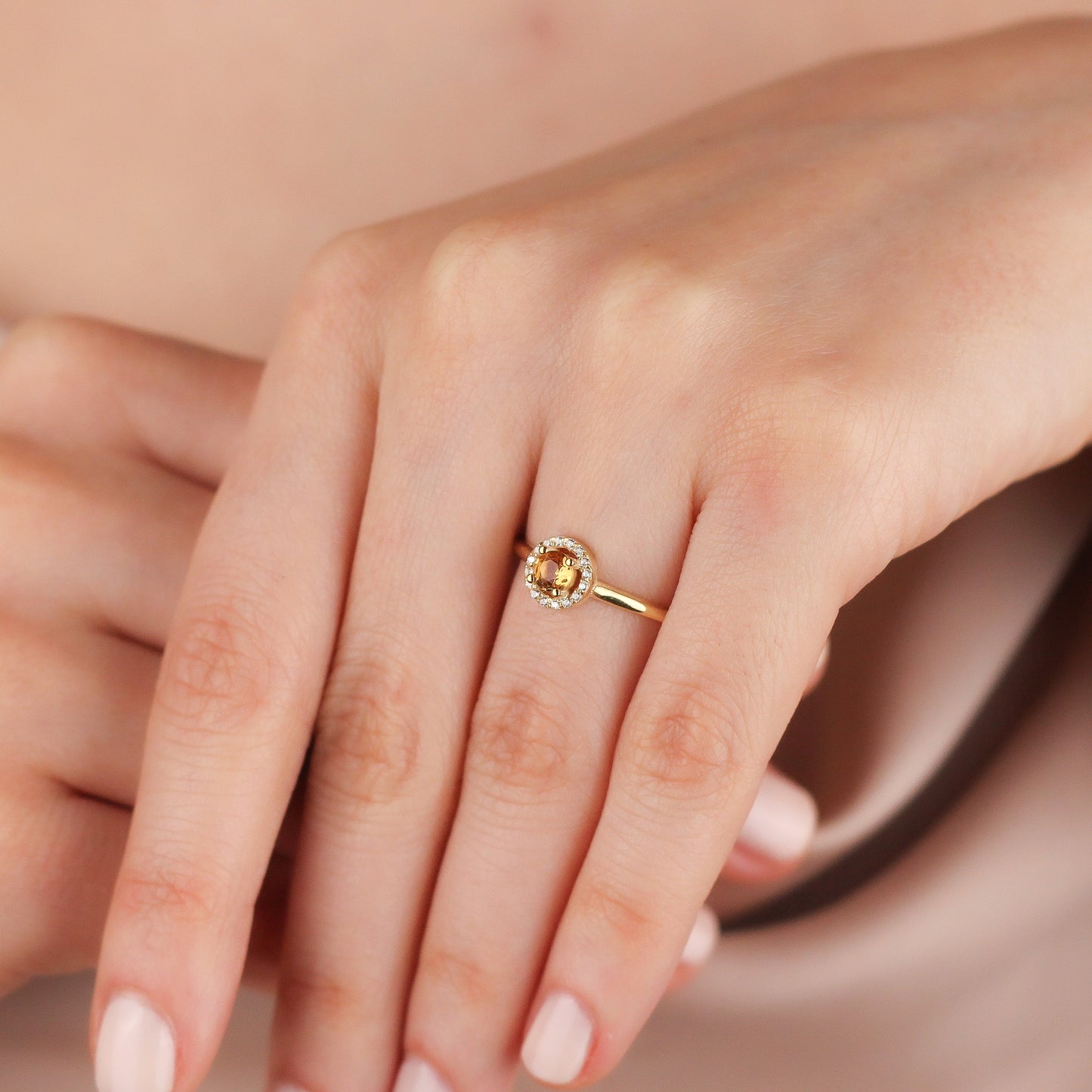 EDEN 14K Gold Citrine Engagement Ring