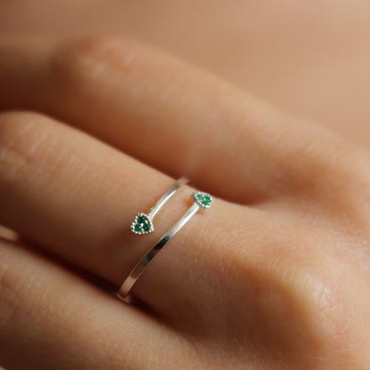 ALEX 14K Gold Double Two Heart Emerald Ring